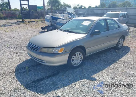 2001 Toyota Camry Le from USA, damaged, VIN JT2BG28K310553323